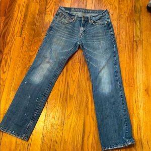 American Eagle straight legged jeans Size: 28/30